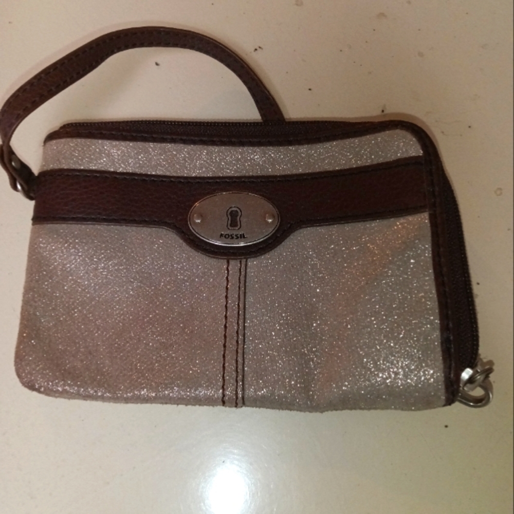 Fossil wrist wallet